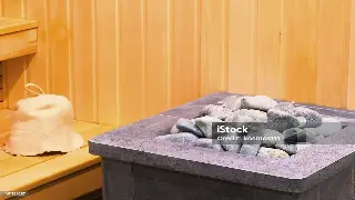 佛山桑拿传奇：黄飞鸿与桑拿文化的历史渊源 封面